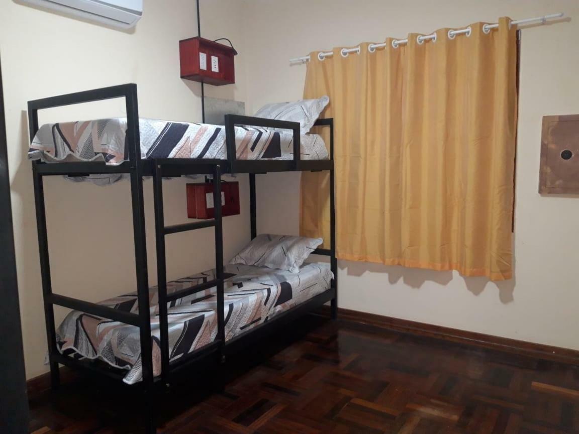 Steve'S House Bed & Breakfast Puerto Iguazu Exterior photo