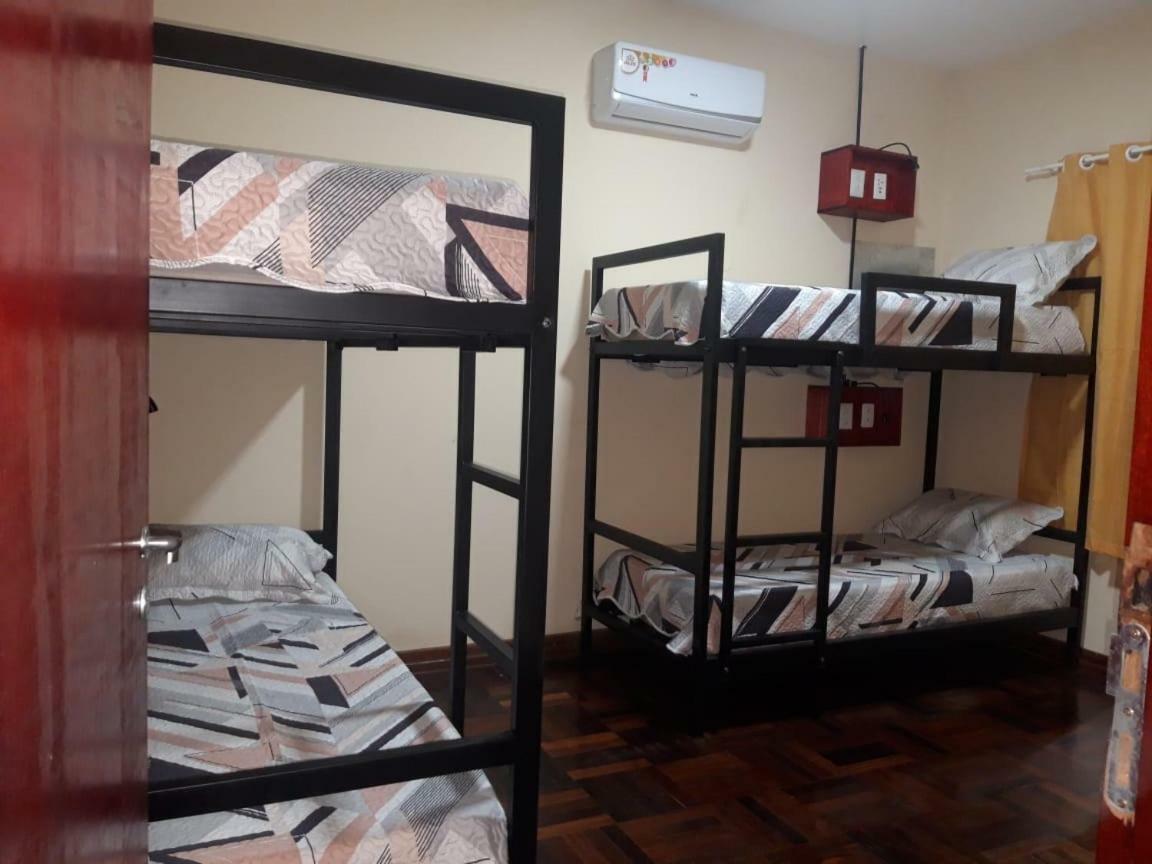 Steve'S House Bed & Breakfast Puerto Iguazu Exterior photo