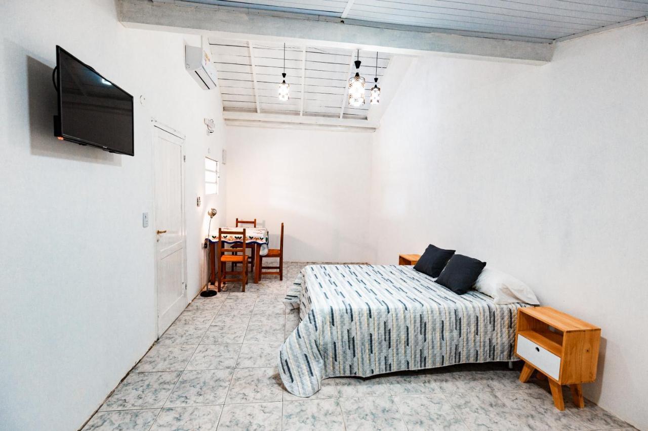 Steve'S House Bed & Breakfast Puerto Iguazu Exterior photo